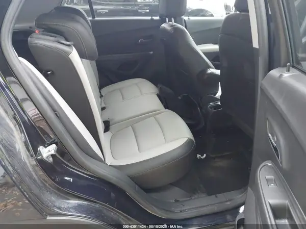 KL7CJPSB9MB349490 2021 CHEVROLET TRAX - Image 8