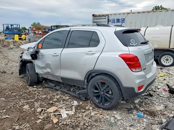 KL7CJPSB9MB354737 2021 CHEVROLET TRAX - Image 2