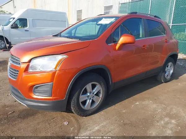 KL7CJPSBXGB532806 2016 CHEVROLET TRAX - Image 2