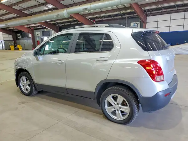 KL7CJPSBXGB544082 2016 CHEVROLET TRAX - Image 2
