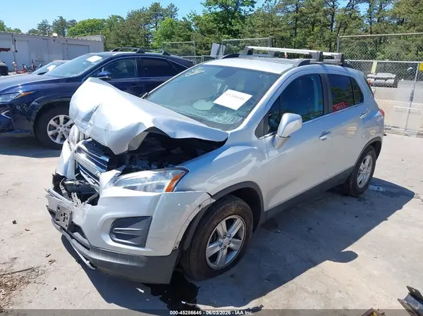 KL7CJPSBXGB661886 2016 CHEVROLET TRAX - Image 2