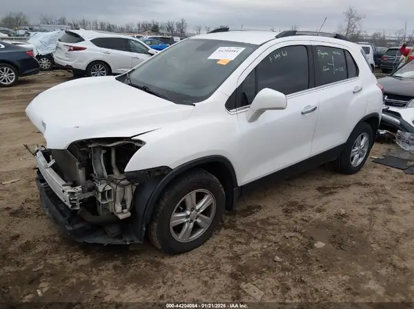 KL7CJPSBXGB679773 2016 CHEVROLET TRAX - Image 2