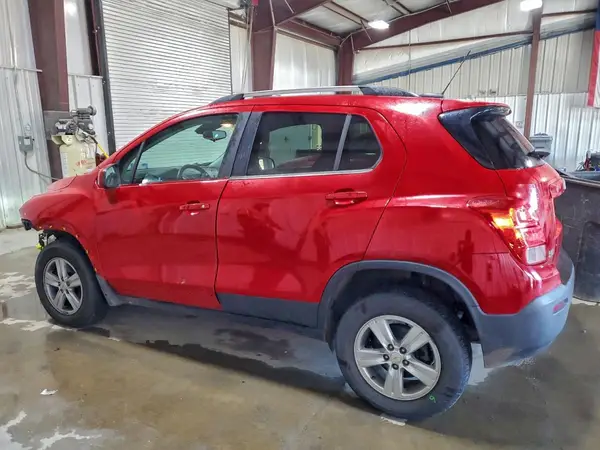 KL7CJPSBXGB725716 2016 CHEVROLET TRAX - Image 2