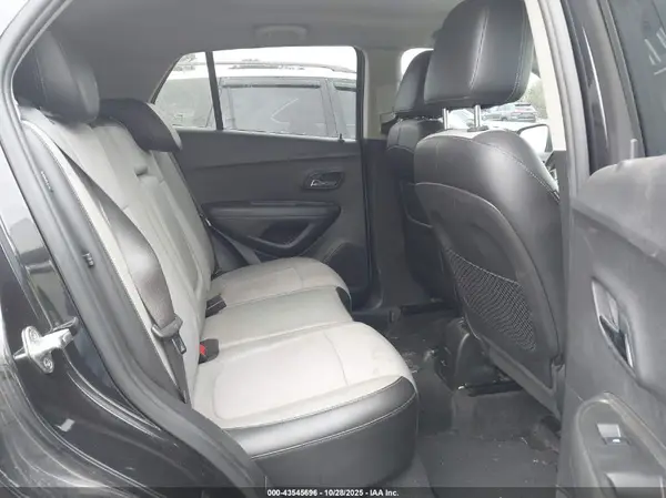 KL7CJPSBXGB726459 2016 CHEVROLET TRAX - Image 8