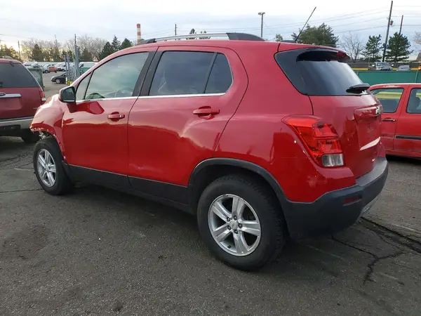 KL7CJPSBXGB755573 2016 CHEVROLET TRAX - Image 2