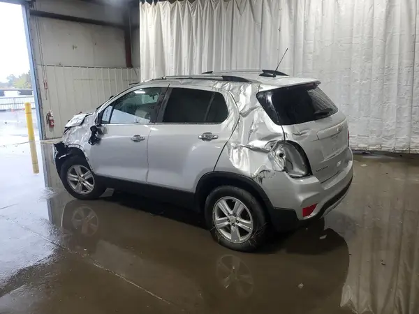 KL7CJPSBXHB105384 2017 CHEVROLET TRAX - Image 2