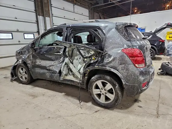 KL7CJPSBXHB163351 2017 CHEVROLET TRAX - Image 2