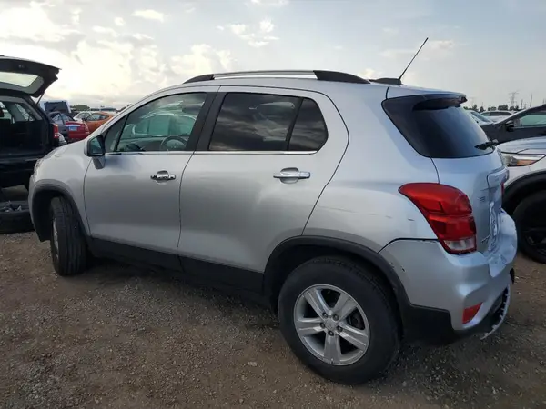 KL7CJPSBXHB167707 2017 CHEVROLET TRAX - Image 2