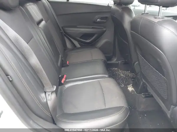 KL7CJPSBXHB170042 2017 CHEVROLET TRAX - Image 8