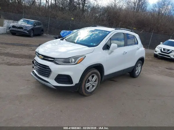 KL7CJPSBXHB215447 2017 CHEVROLET TRAX - Image 2