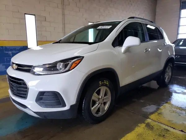 KL7CJPSBXJB572228 2018 CHEVROLET TRAX - Image 1