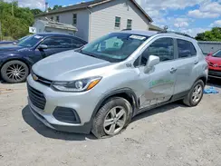 KL7CJPSBXJB613912 2018 CHEVROLET TRAX