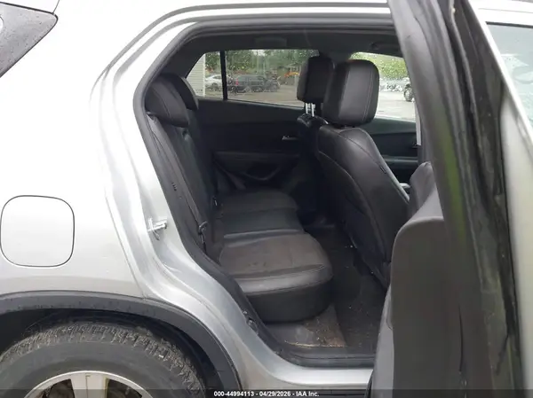 KL7CJPSBXJB713900 2018 CHEVROLET TRAX - Image 8