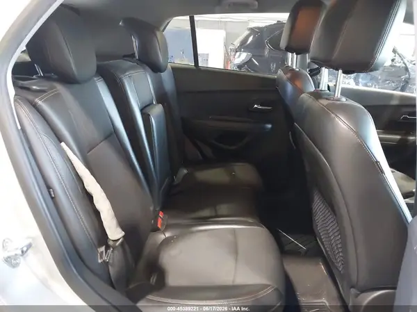 KL7CJPSBXKB754979 2019 CHEVROLET TRAX - Image 8