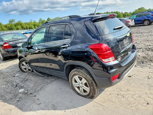 KL7CJPSBXKB811813 2019 CHEVROLET TRAX - Image 2