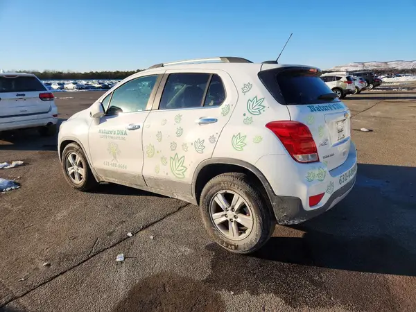 KL7CJPSBXKB815859 2019 CHEVROLET TRAX - Image 2