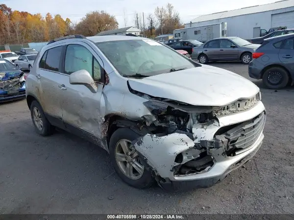 KL7CJPSBXKB825260 2019 CHEVROLET TRAX - Image 1