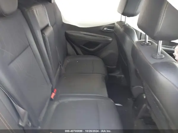 KL7CJPSBXKB825260 2019 CHEVROLET TRAX - Image 8