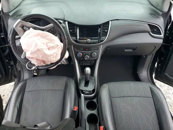 KL7CJPSBXKB844214 2019 CHEVROLET TRAX - Image 8