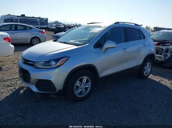 KL7CJPSBXKB849378 2019 CHEVROLET TRAX - Image 2