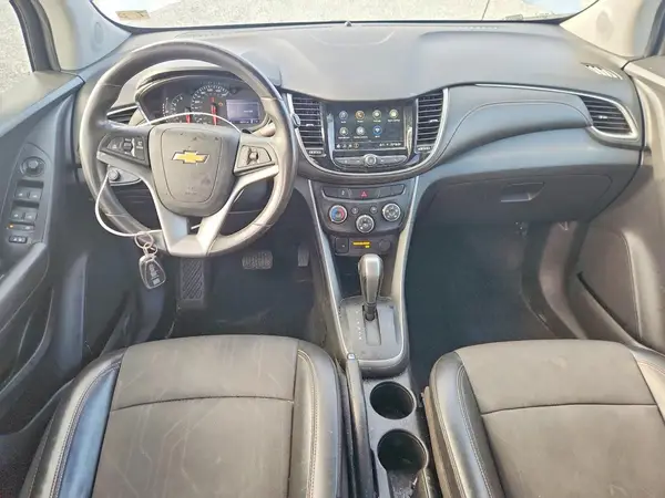 KL7CJPSBXKB859960 2019 CHEVROLET TRAX - Image 8