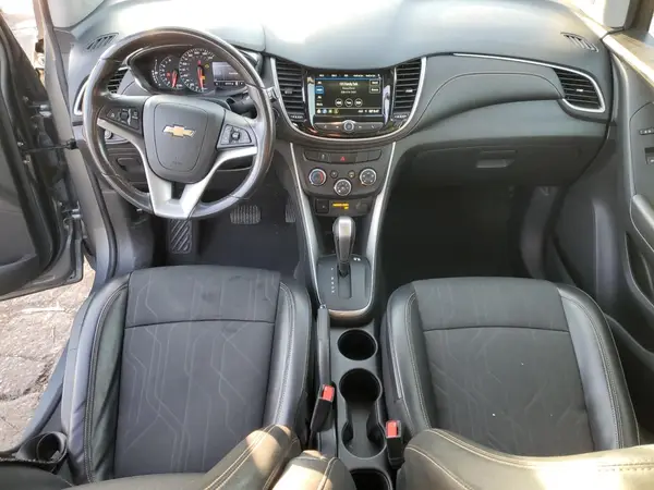 KL7CJPSBXKB864415 2019 CHEVROLET TRAX - Image 8