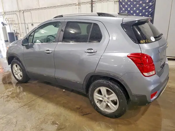 KL7CJPSBXKB865791 2019 CHEVROLET TRAX - Image 2