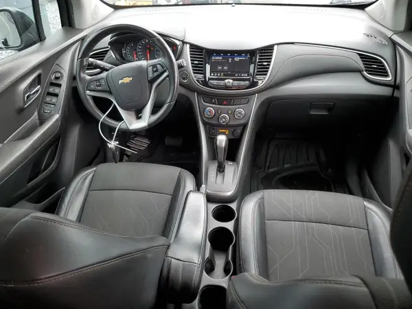 KL7CJPSBXKB900393 2019 CHEVROLET TRAX - Image 8
