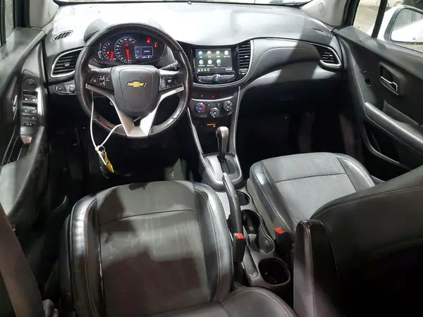 KL7CJPSBXKB925195 2019 CHEVROLET TRAX - Image 8