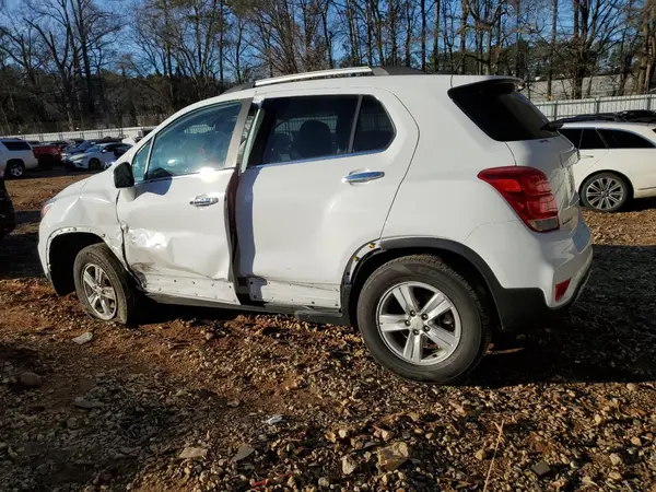 KL7CJPSBXKB958505 2019 CHEVROLET TRAX - Image 2