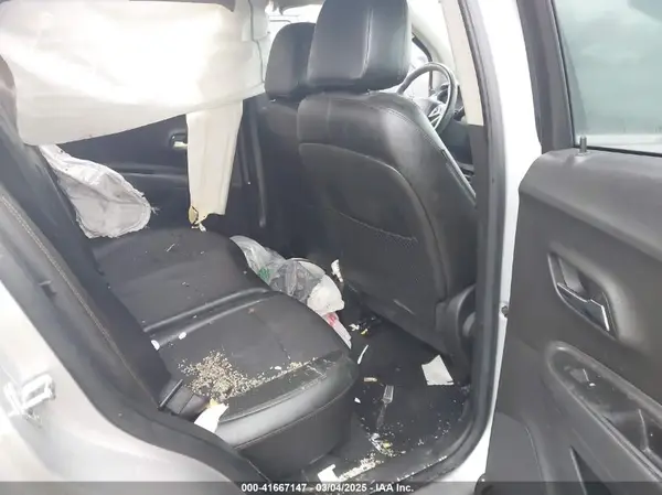 KL7CJPSBXLB007013 2020 CHEVROLET TRAX - Image 8