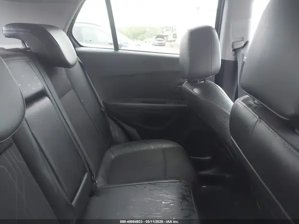 KL7CJPSBXLB021512 2020 CHEVROLET TRAX - Image 8