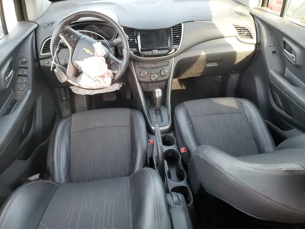 KL7CJPSBXLB023812 2020 CHEVROLET TRAX - Image 8