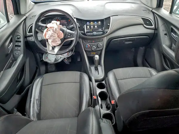 KL7CJPSBXLB035555 2020 CHEVROLET TRAX - Image 8