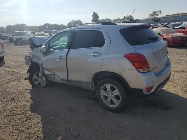 KL7CJPSBXLB038259 2020 CHEVROLET TRAX - Image 2