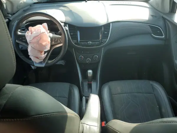 KL7CJPSBXLB038259 2020 CHEVROLET TRAX - Image 8