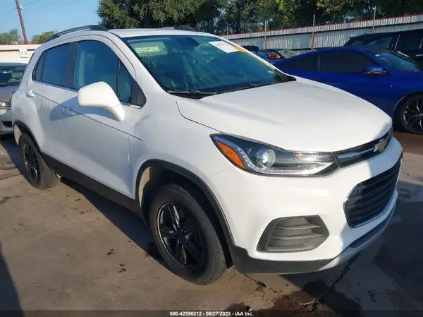 KL7CJPSBXLB313631 2020 CHEVROLET TRAX - Image 1
