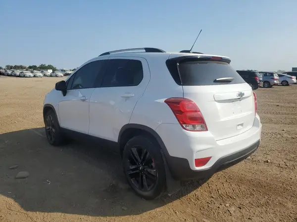 KL7CJPSBXLB317131 2020 CHEVROLET TRAX - Image 2