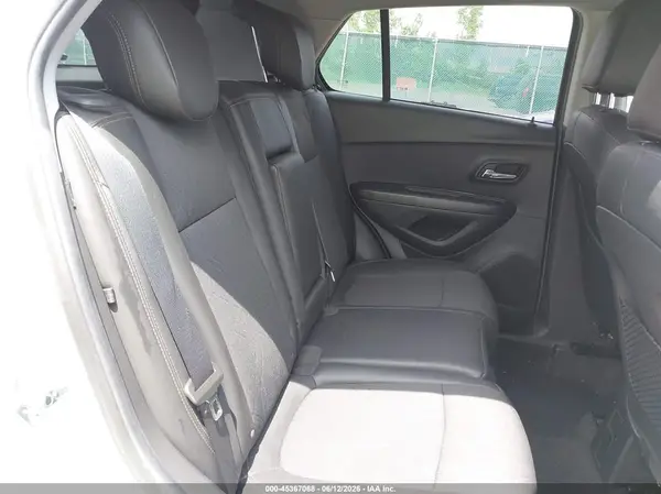 KL7CJPSBXLB320336 2020 CHEVROLET TRAX - Image 8