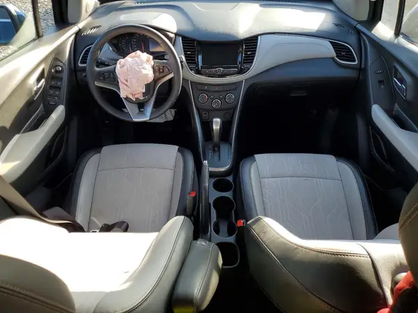 KL7CJPSBXLB330865 2020 CHEVROLET TRAX - Image 8