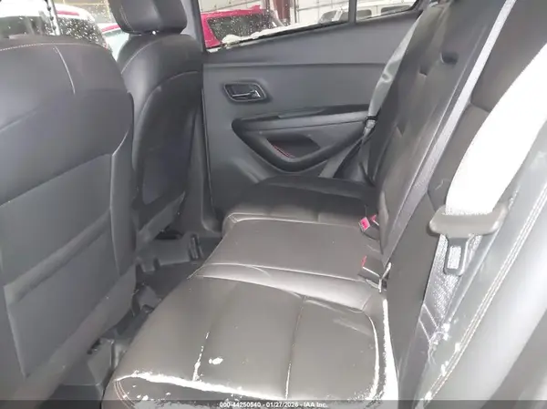KL7CJPSBXMB317020 2021 CHEVROLET TRAX - Image 8