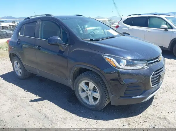 KL7CJPSBXMB320032 2021 CHEVROLET TRAX - Image 1