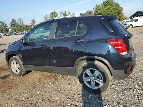KL7CJPSBXMB321438 2021 CHEVROLET TRAX - Image 2