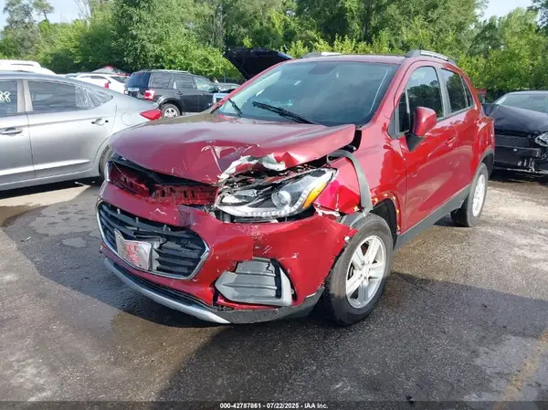 KL7CJPSBXMB322198 2021 CHEVROLET TRAX - Image 2