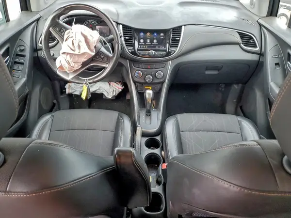 KL7CJPSBXMB327806 2021 CHEVROLET TRAX - Image 8