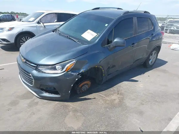 KL7CJPSBXMB328986 2021 CHEVROLET TRAX - Image 2