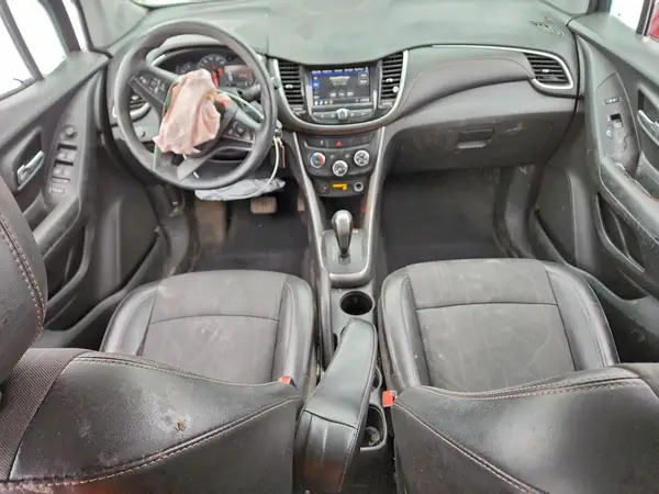 KL7CJPSBXMB331032 2021 CHEVROLET TRAX - Image 8