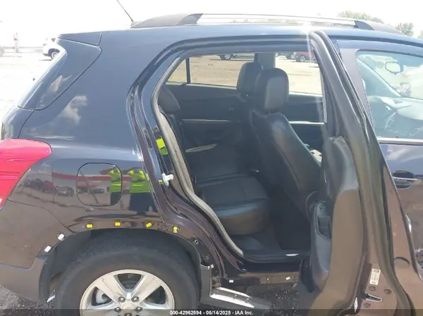 KL7CJPSBXMB331984 2021 CHEVROLET TRAX - Image 8