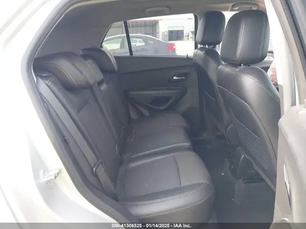 KL7CJPSBXMB342953 2021 CHEVROLET TRAX - Image 8