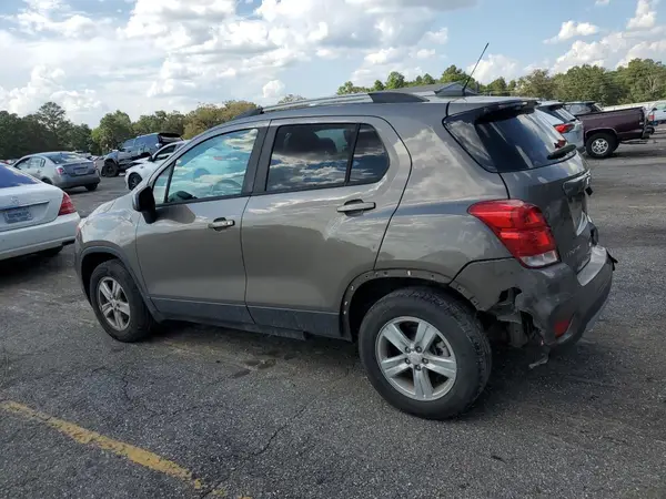 KL7CJPSBXMB343018 2021 CHEVROLET TRAX - Image 2